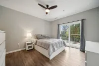 Midlothian 3 Bedroom getaway for up to 8 guests!