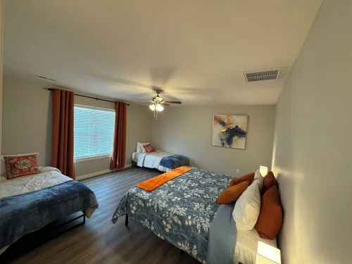 Business or Pleasure Retreat Hotels in West Finley Township