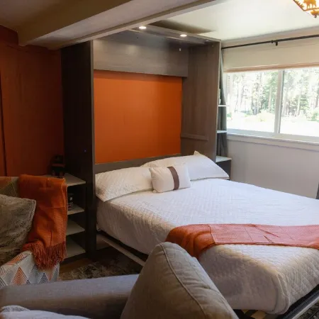 Ascend Remodeled Condo, SummerFun, Bear&Alpine Lake, Across Musical Festival