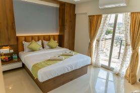 Hotel Heraa International