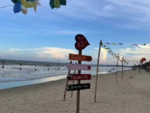 火烈鳥包阿布特爾 弘化酒店