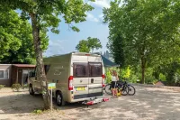 Hu Firenze Certosa Camping in Town - parkir