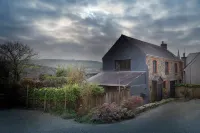 Stylish barn perfect for beach, surf or moor Hotels in Ivybridge