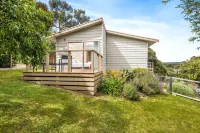 Alfresco @ Anglesea spacious holiday home Hotels near Anglesea Beach Playground
