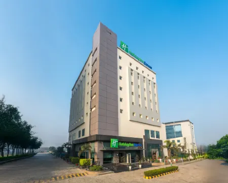 Holiday Inn Express GREATER NOIDA KNOWLEDGE PARK by IHG Hotels in Greater Noida