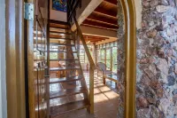 CASA LINDA VISTA / WALK To BEACH & SURFING / PEACEFUL & PRIVATE / SLEEPS 2 to 8