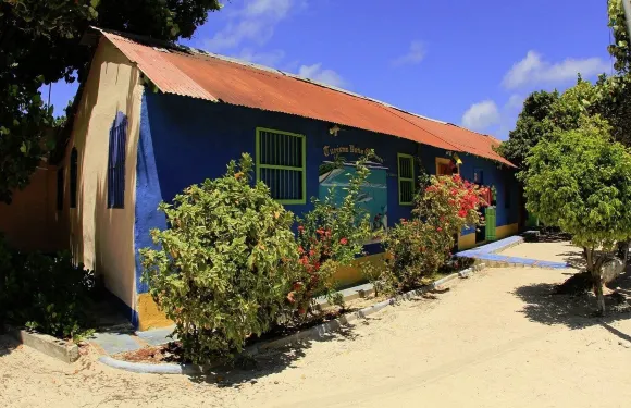 多尼亞卡門旅館