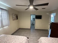 Orlando Vacation homeAway near Universal with hot/tub