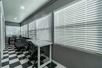 Adorable 1-bedroom home w/ Full Kitchen & Parking - Sleeps 4