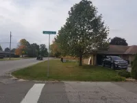 Located Near Notre Dame and other local Colleges. Sleeps 3-4