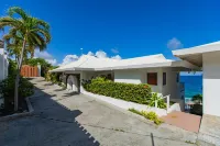 The Villa at Rainbow Cliffs Hotel a 