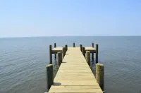 Bay View-WATERFRONT, DOCK, SUNSETS!