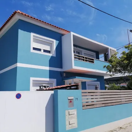 Lisbon Beach Apartments 7. Beach 5 minutes -terrace-barbecue-pets allowed-wifi