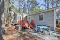 Family friendly close to OC, pool access