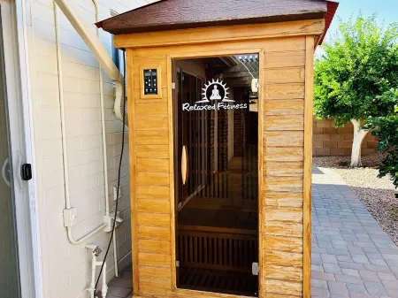 Cozy Beautiful Mesa Escape Golf King Bed Sauna Relax! 55+ Sunland Golf Community Отели рядом с достопримечательностью «Arizona State University Polytechnic Campus»