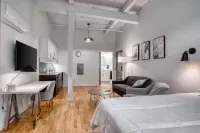 Experience Downtown Hartford near XL Center Hotels near University of Hartford