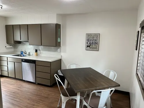 Rustic Shaver Escape Hotels in Shaver Lake