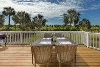 Sullivan's Island 5 Bdrms/4 Baths