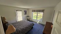 Quiet 2nd floor, 3BR apartment in Ellsworth - Gateway to Acadia & Downeast Maine
