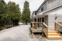 The Cape Miles Retreat - Tobermory Exclusive Experience Hotels in Northern Bruce Peninsula