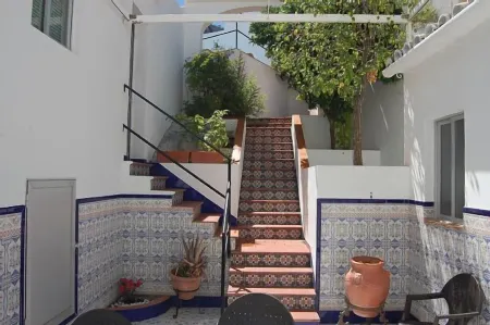 Zuheros Rural House La Cenefilla. House located in the heart of the village. Отели в г. Суэрос