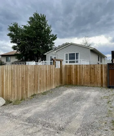 Mountain Style 4-bedroom Home near Jasper NP gate