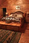 Rustic Log Cabin Nestled Privately in the Woods Hotels in Otto
