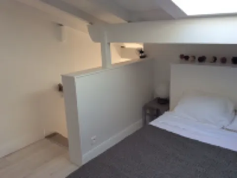 Charming air-conditioned apartment with sea view terrace