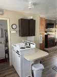 Quiet Cottage located in the heart of Burr Oak State Park - #4