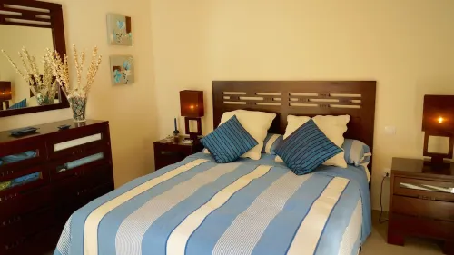 2 room apartment, 50 meter from the beach, common pool