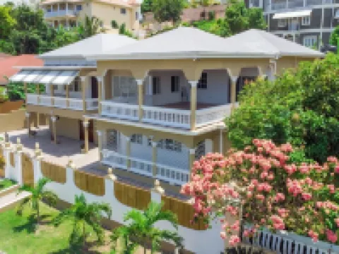 North Ritz Villa - 2 Bedroom on 1st Floor Hotels in Saint Ann’s Bay