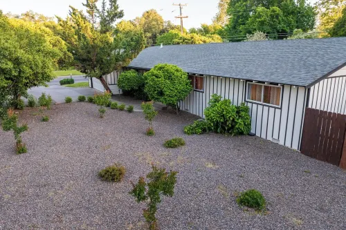 King Sized Beds, Large Outdoor and Indoor Space