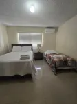 Beautiful Newly Renovated 2 BED/1BATH Hotels near Ocean View Points