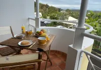 Studio "le pipiri" swimming pool sea view secure residence Hotels in La Trinite