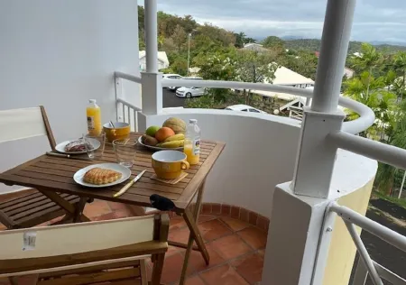 Studio "le pipiri" swimming pool sea view secure residence