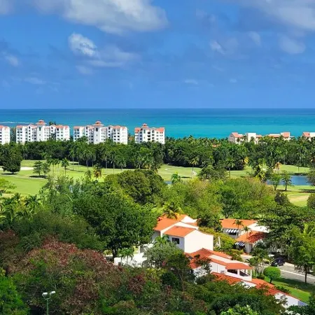 Stylish Step-free 4BR-4Bath @ Rio Mar Resort with Generator