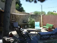 18 Century Provencal Mas With Swimming Pool Hotels in Noves