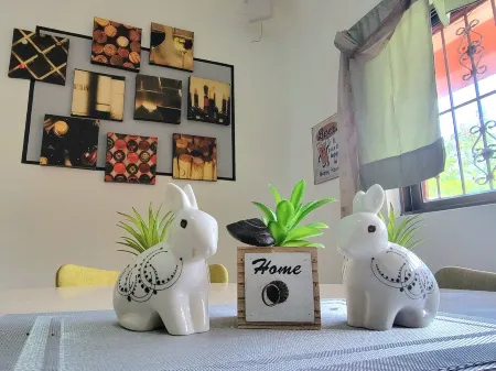 Spacious 2BR/2Baths wifi and Private Pool