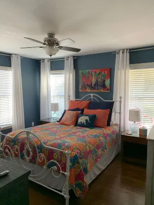 Perfect for Corporate, Business or Personal Rental - 30 Day Minimum Rental
