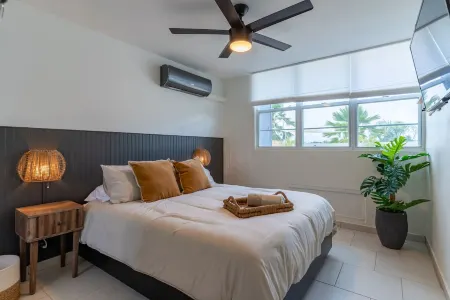 NEW Spacious Garden Haven 3BR Near The Beach - 5 Min Drive