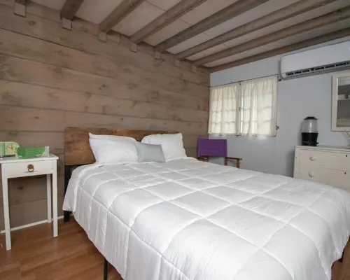 Classic Maine Cabin, Private Waterfront Easy Access to Nearby Amenities Hotels in Windham