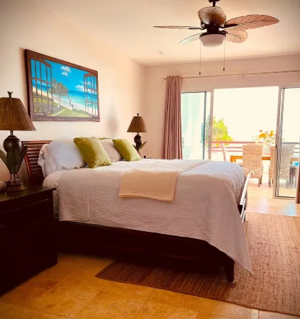 (20% OFF) Artsy & Chic Oceanfront hideaway: exclusive Cap Cana Marina district