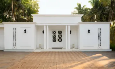 Villa Raag Hotels near Cabo de Rama Beach