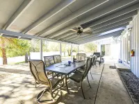 Walk to Dtwn! Dog-Friendly Oakhurst Gem w/ Yard Hotels in Oakhurst