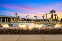 Red Rock Oasis #93 by RedAwning - Villas