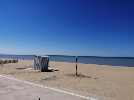 Chatelaillon-Plage 2 minutes SEA BEACH near La Rochelle 4 pers