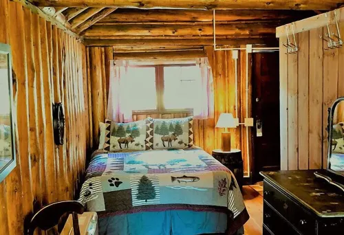 Grizzly Lodge - parking