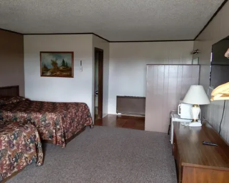 Budget Host 4U Motel Hotels in Bowman