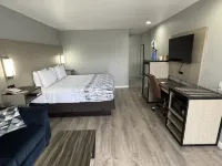 Copper Manor Motel