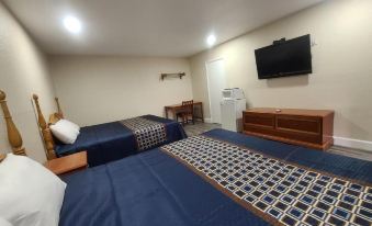 Majestic Inn & Suites